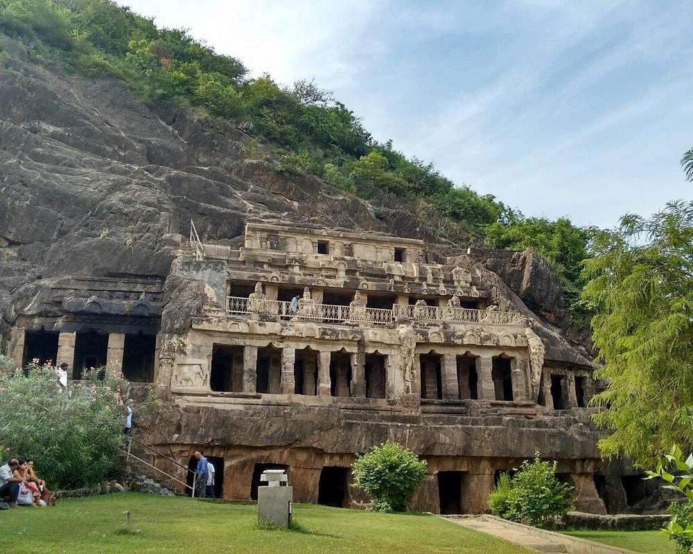  Undavalli Caves